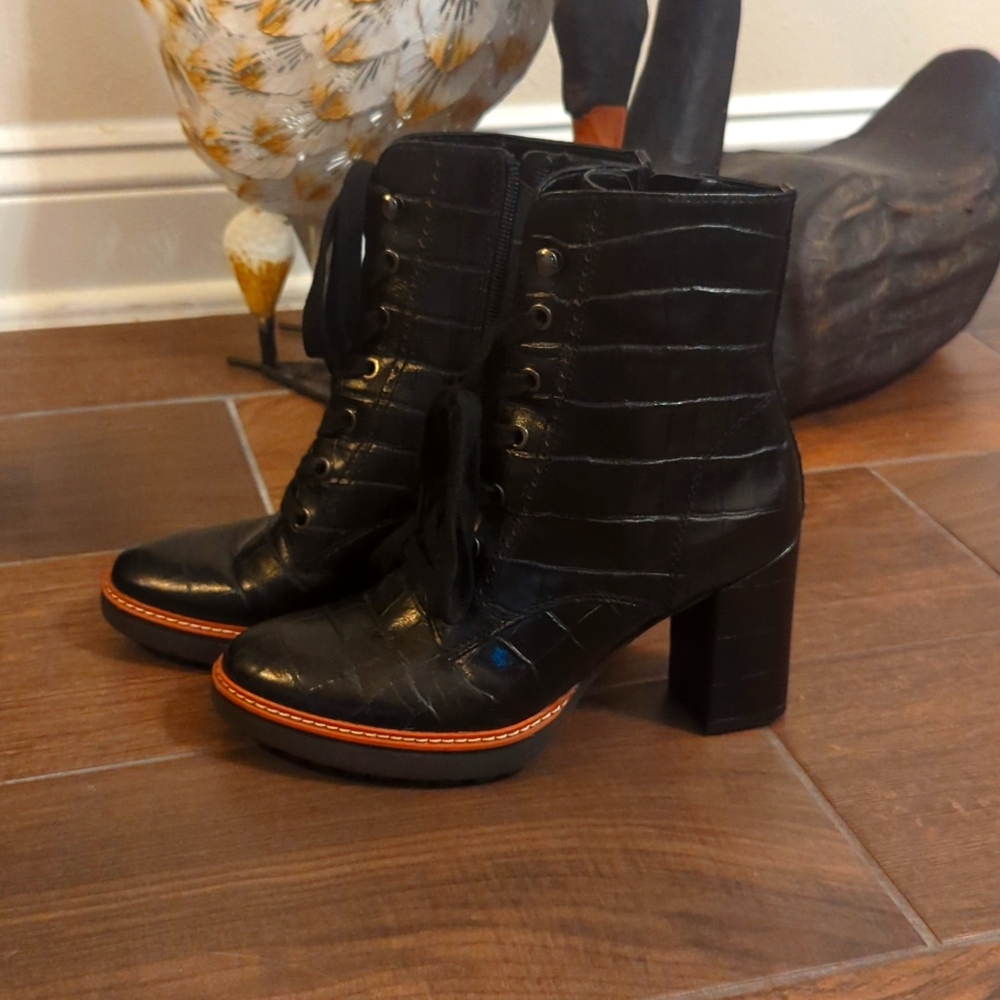 Callie Booties